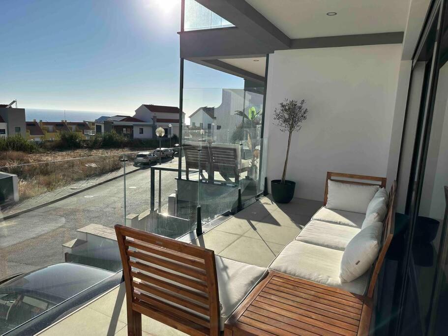 Beach, Ocean View & Bright House Ericeira Esterno foto