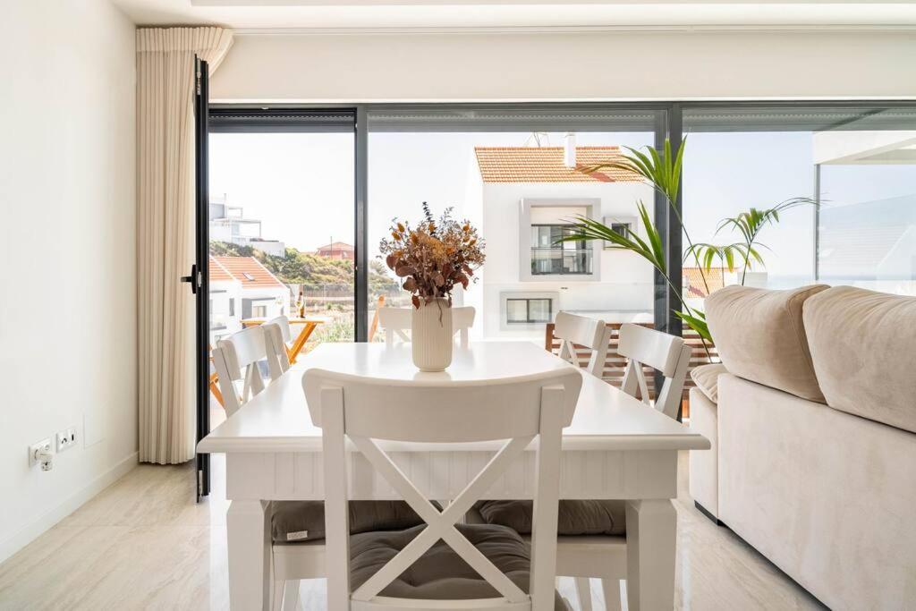 Beach, Ocean View & Bright House Ericeira Esterno foto